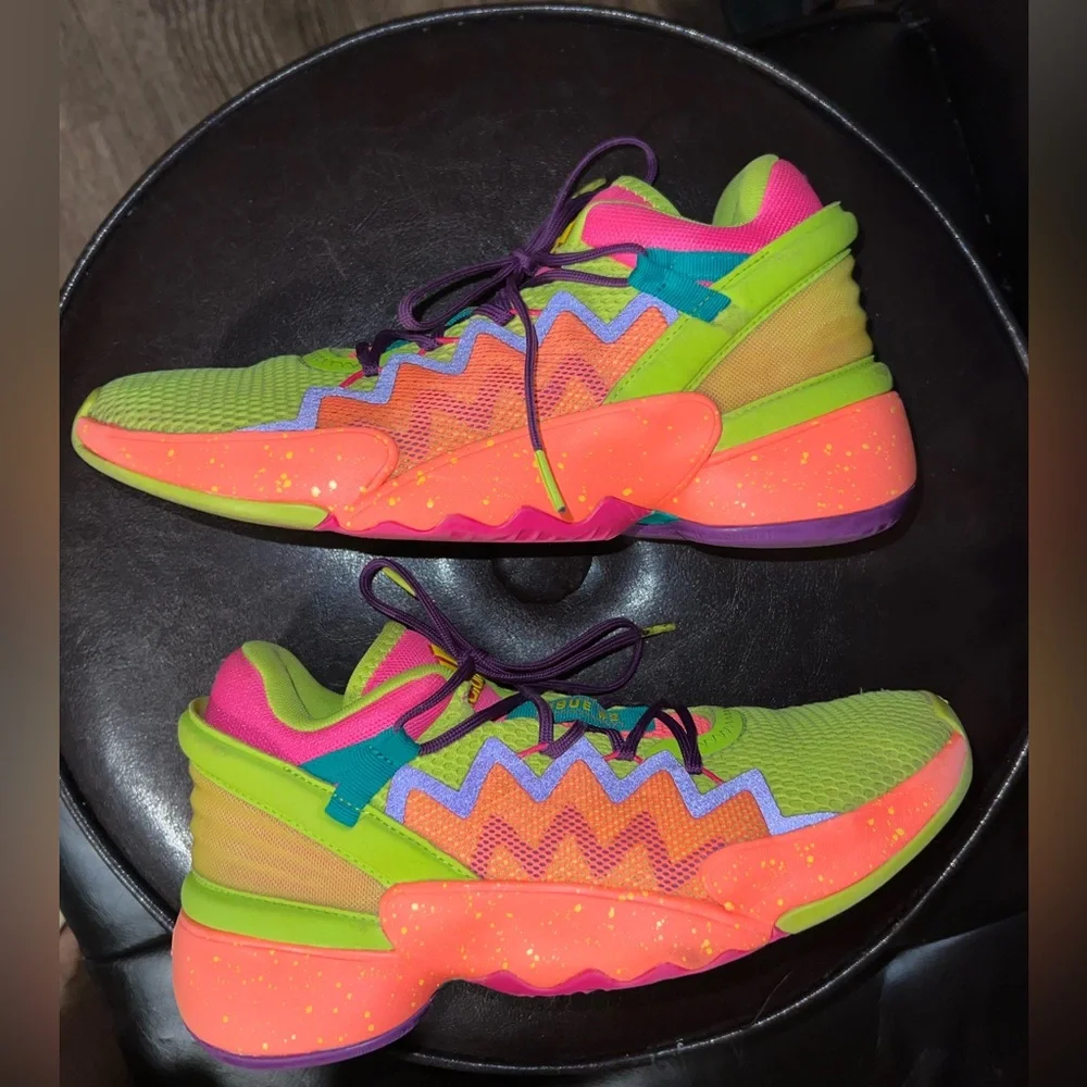 adidas D.O.N. Issue #2 'Prove Em Wrong/Let Em Hate men’s size 7 women’s 8.5 - Picture 10 of 14